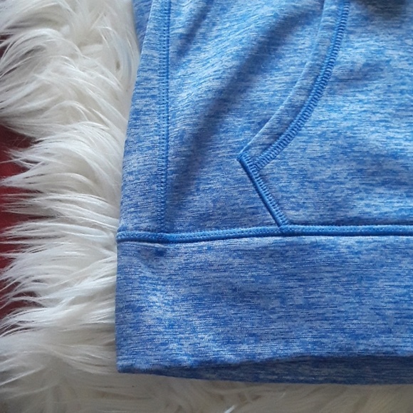 Under Armour Hoodie (women's) - Picture 6 of 8